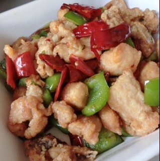 青椒辣子鸡丁