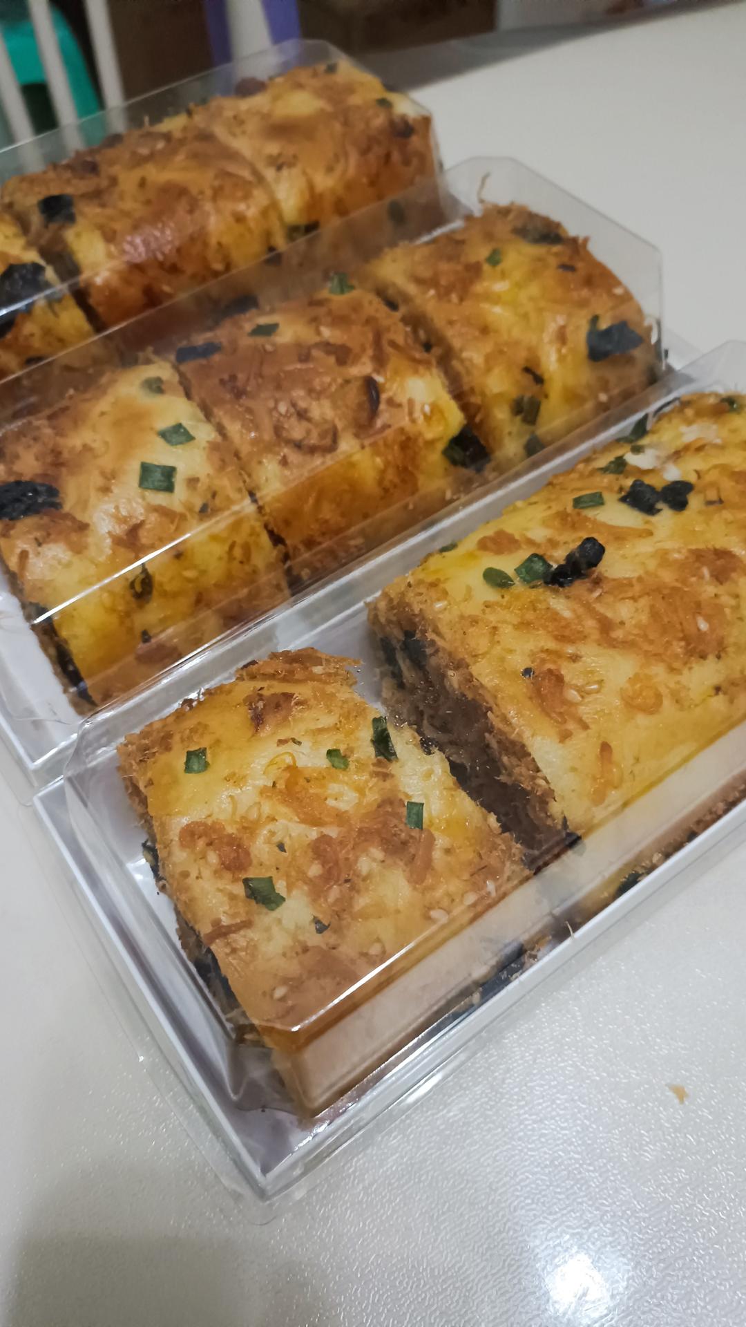 香葱肉松面包卷