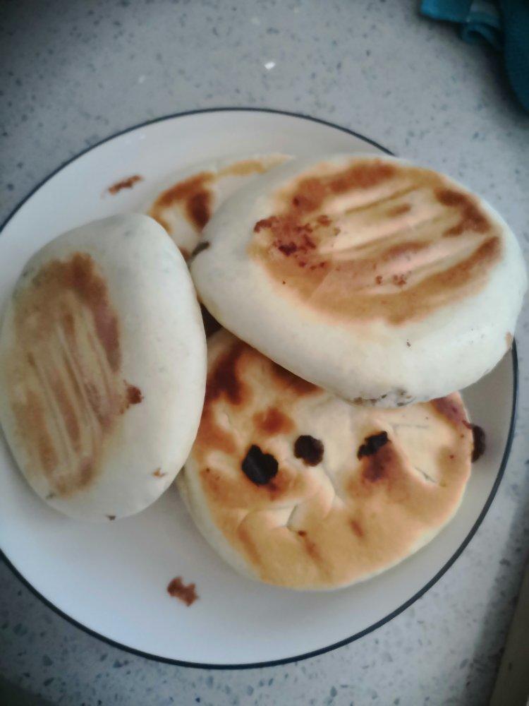 冰箱保鲜发面豆沙饼