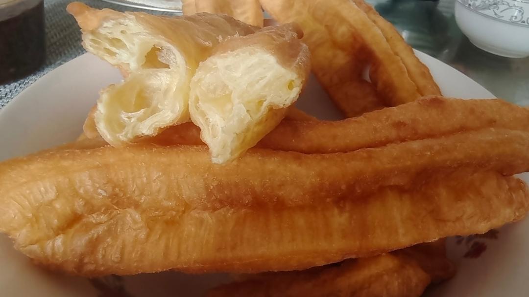 胖乎乎的自制油条