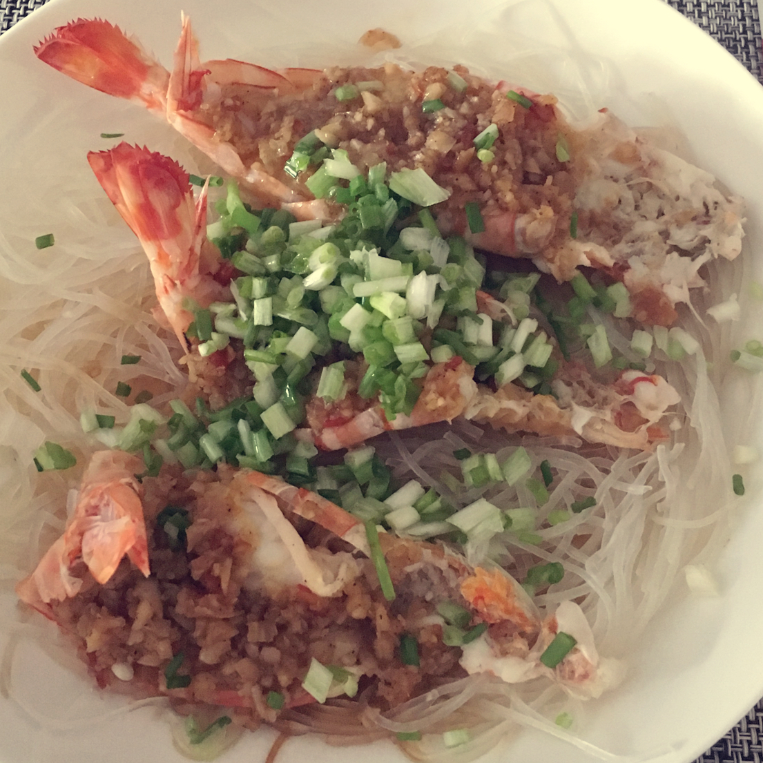 蒜蓉粉丝蒸虾