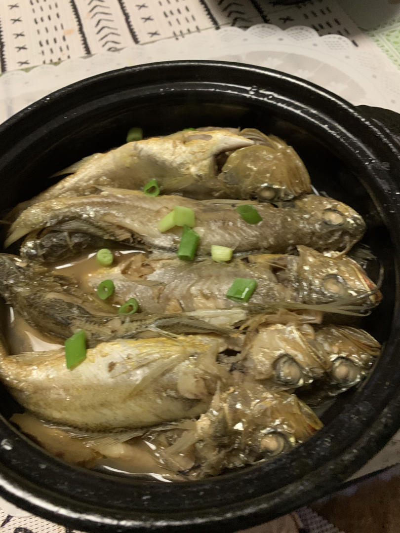 咸梅焗黄花鱼
