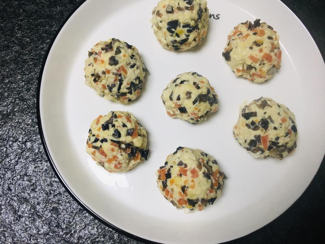 香菇胡萝卜鸡胸肉丸