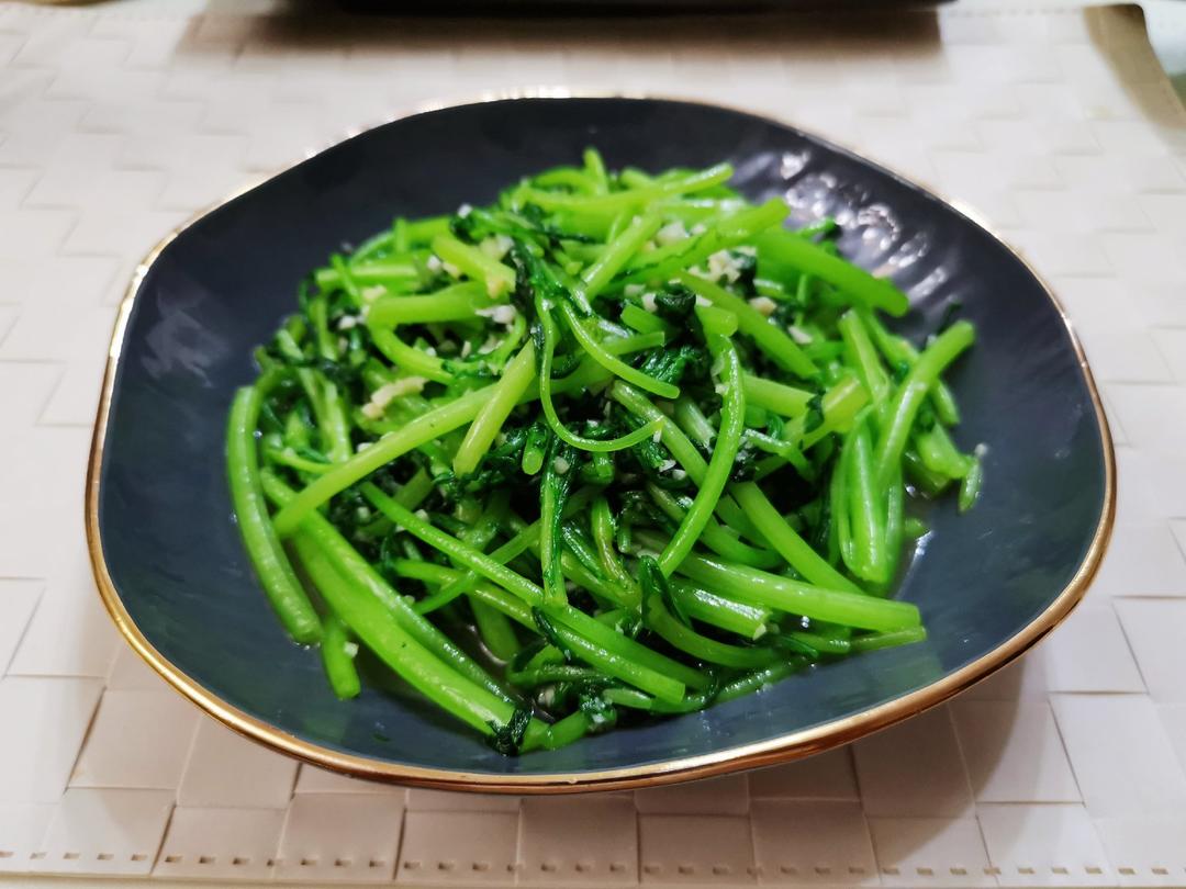 蒜蓉耳菜