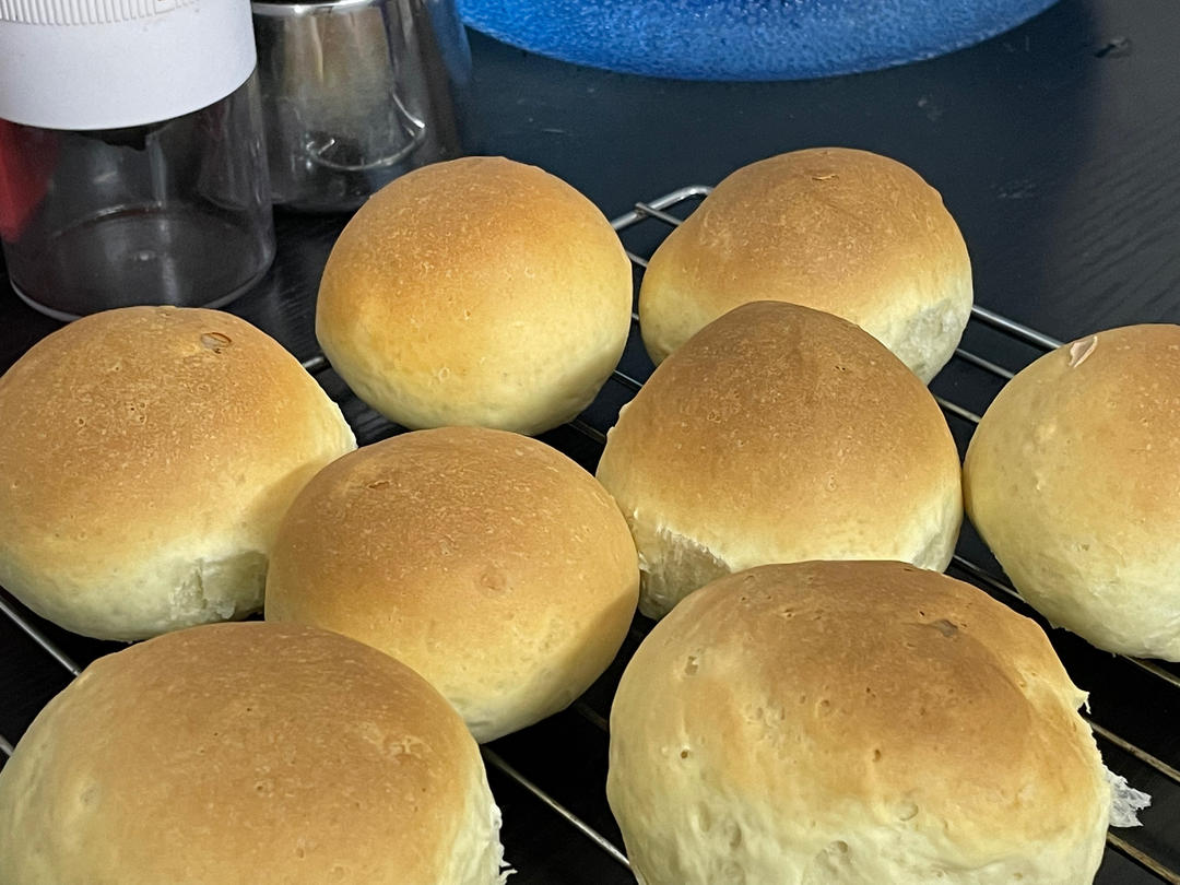 超软牛奶小餐包