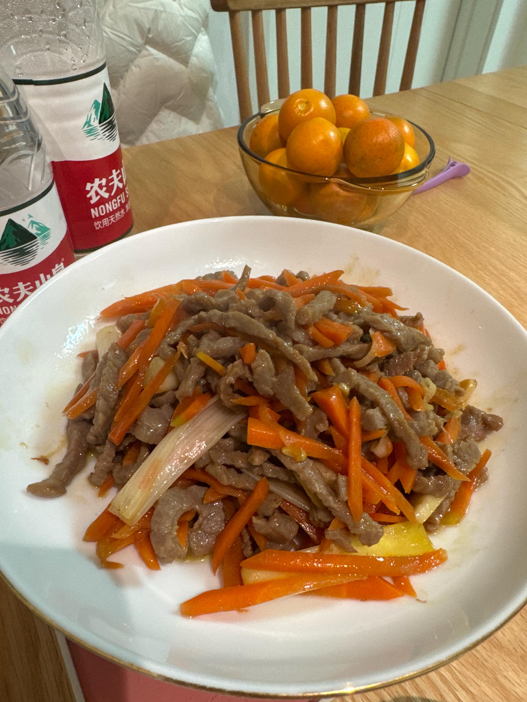 营养美味胡萝卜丝炒牛肉