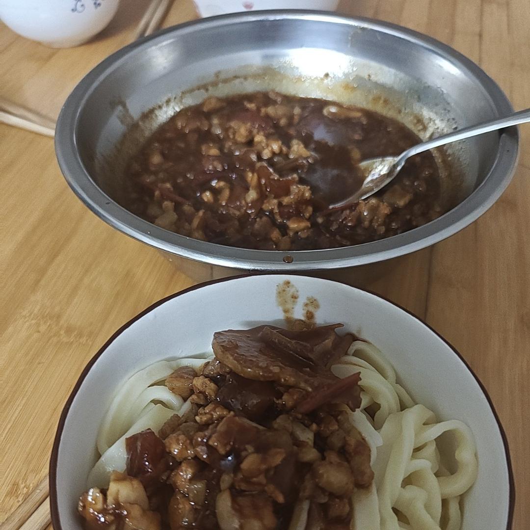 简单好吃的番茄肉酱面