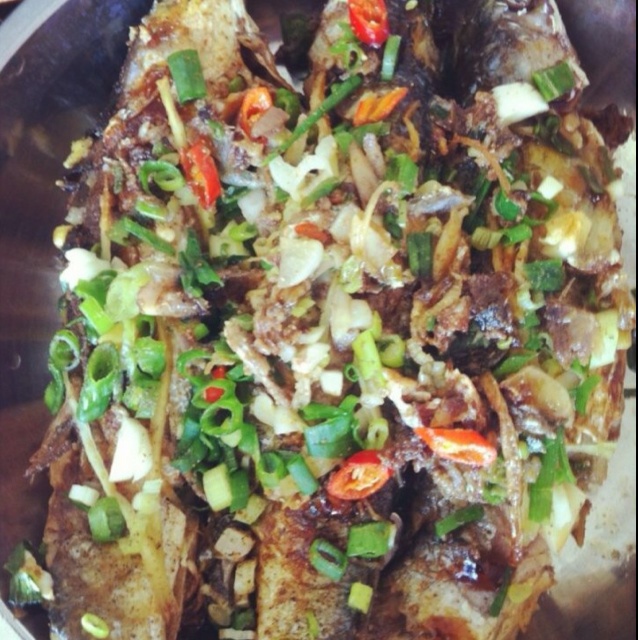 煎鱼（不会掉皮的方法）