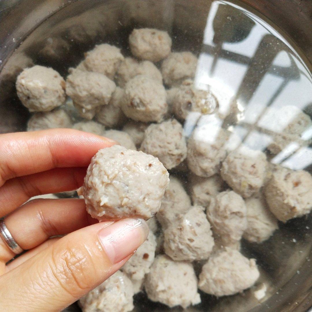 一次成功的猪肉丸