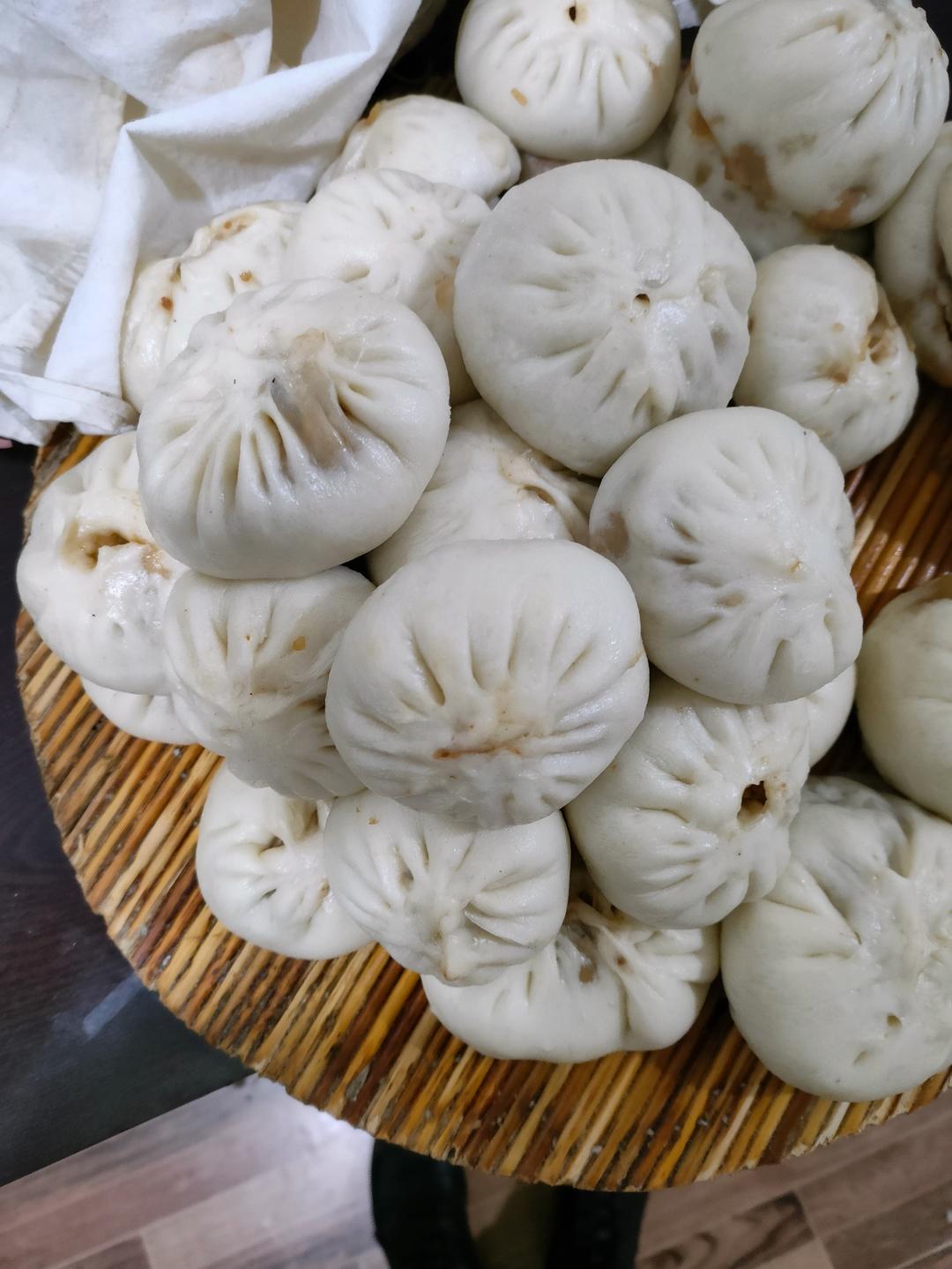 白菜粉条肉包子
