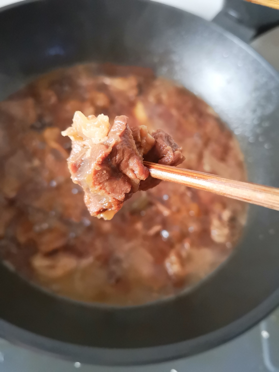 最好吃的红烧牛肉的做法 步骤7