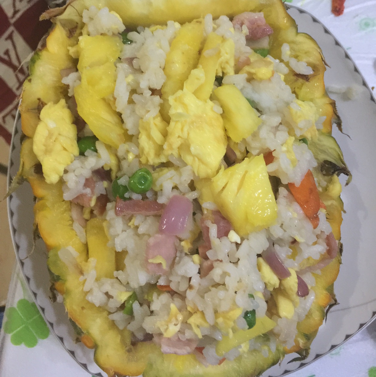 虾仁菠萝炒饭