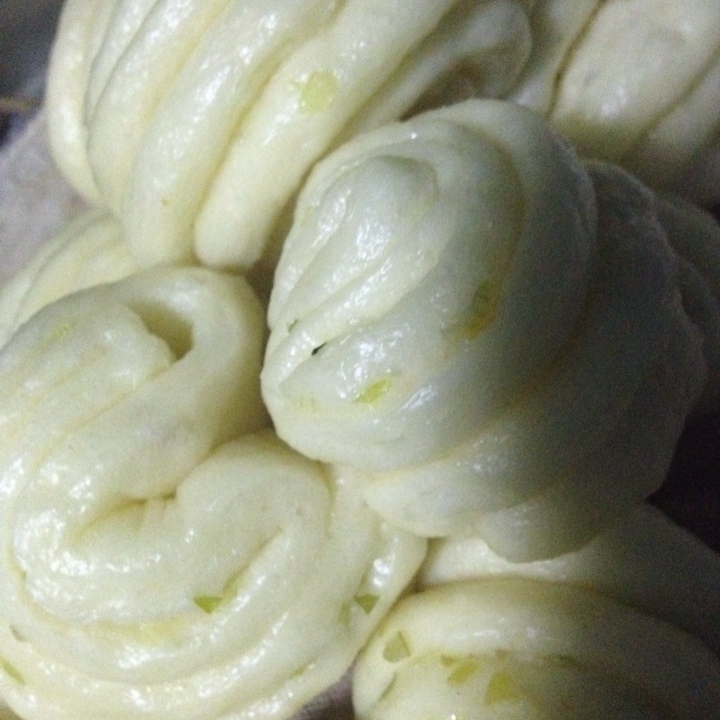 葱油花卷 Steamed Roll