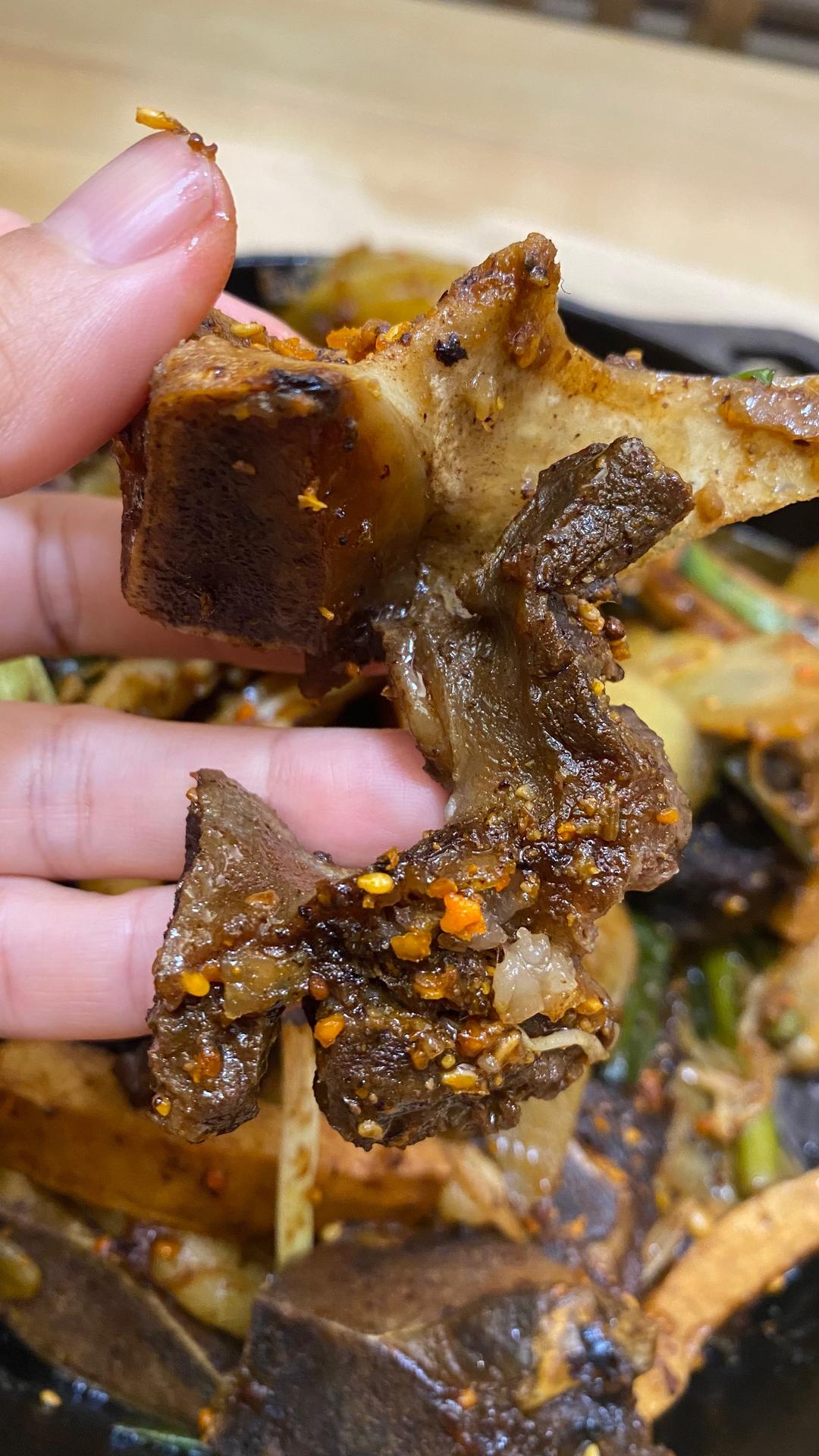 干锅牛脖骨的做法 步骤13