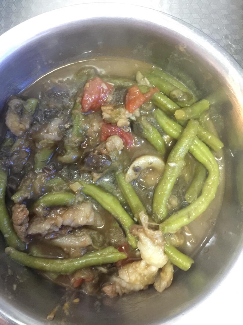 茄子豆角炖五花肉（少油）