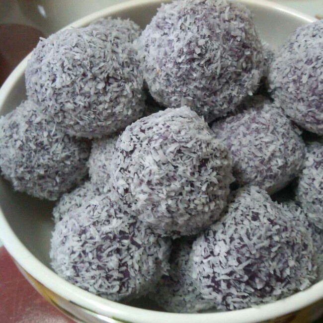 椰蓉紫薯糯米球