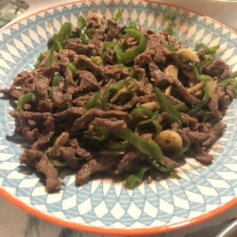 青椒炒牛肉丝