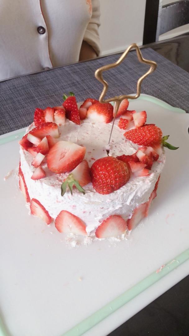《Tinrry+》草莓奶油蛋糕（8寸配方）