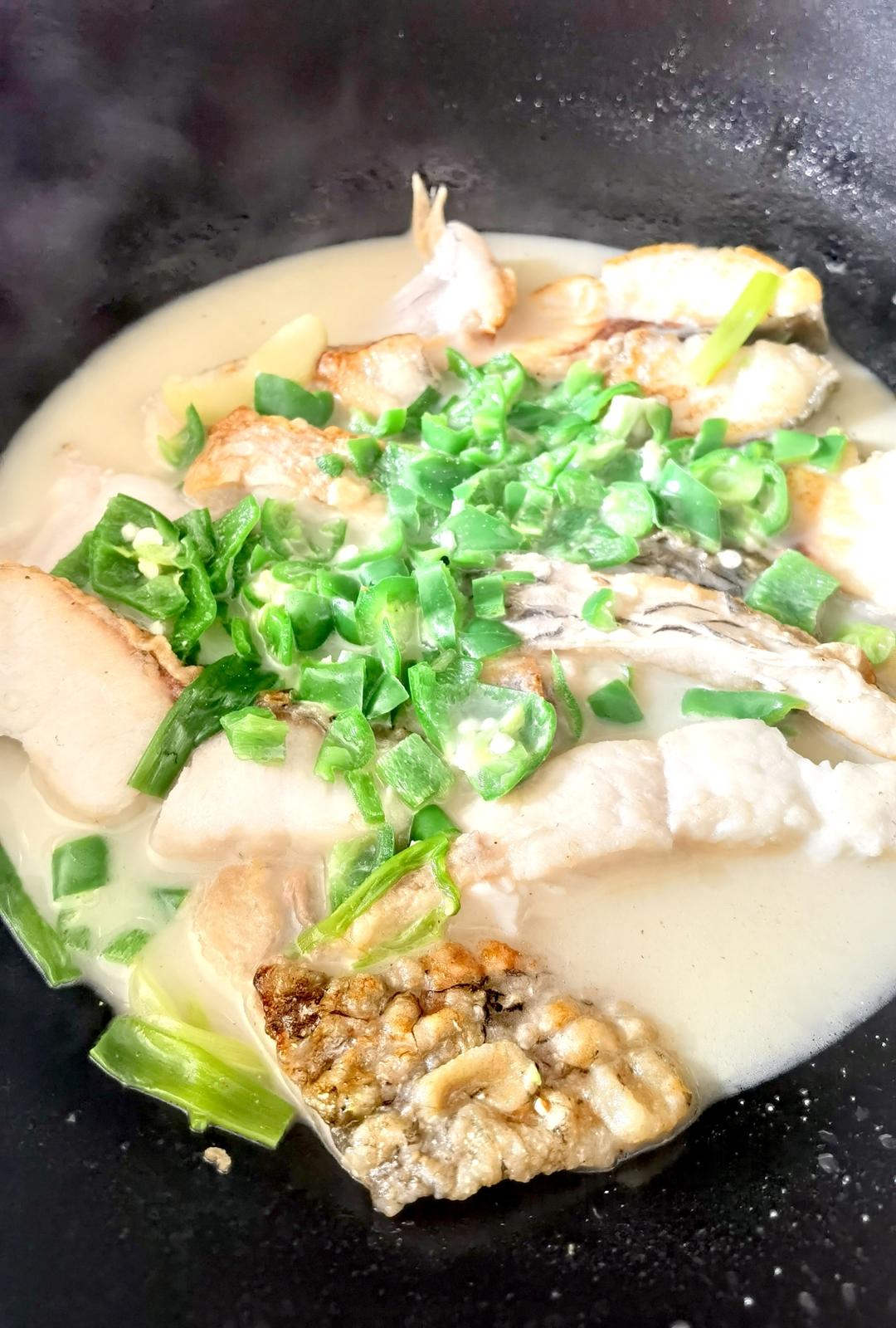 青椒焖鱼块｜家常好菜