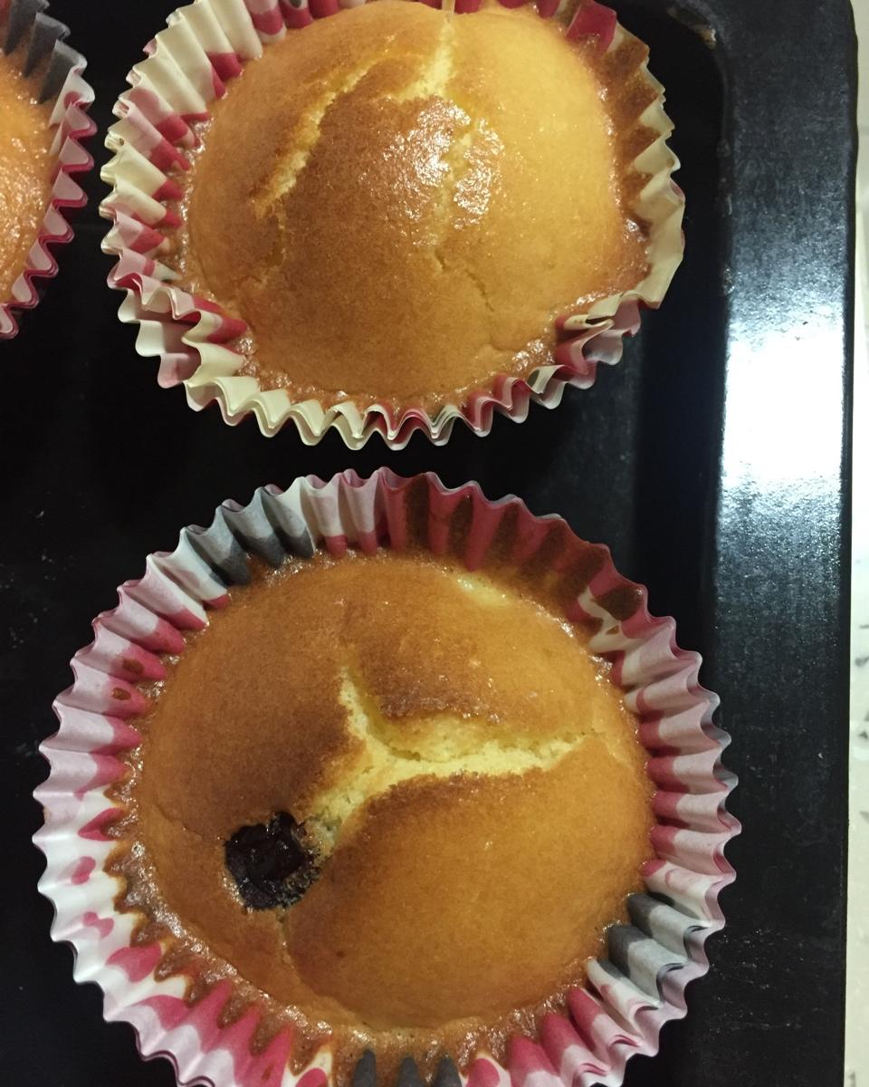 不会回缩的纸杯蛋糕