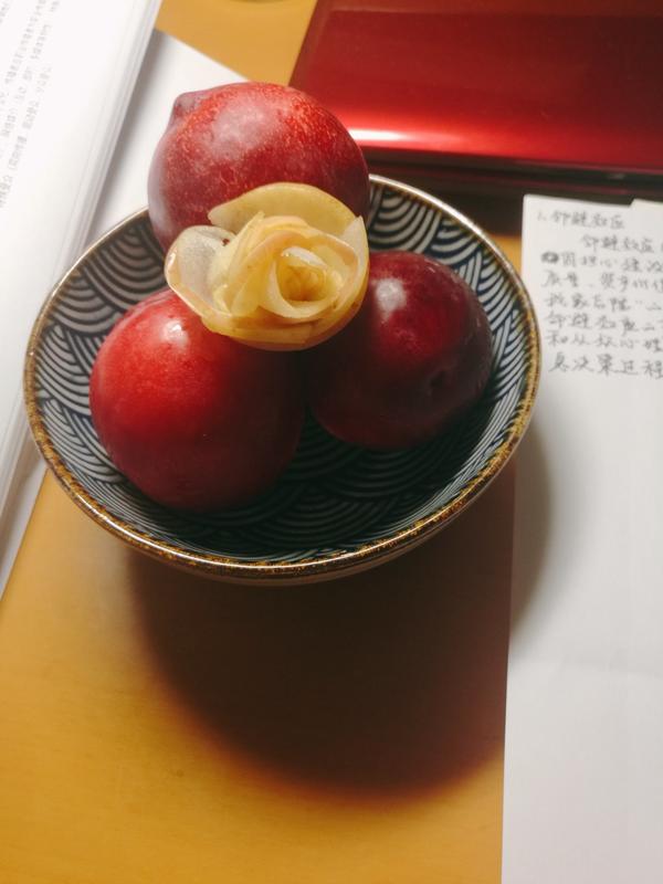 苹果花~！