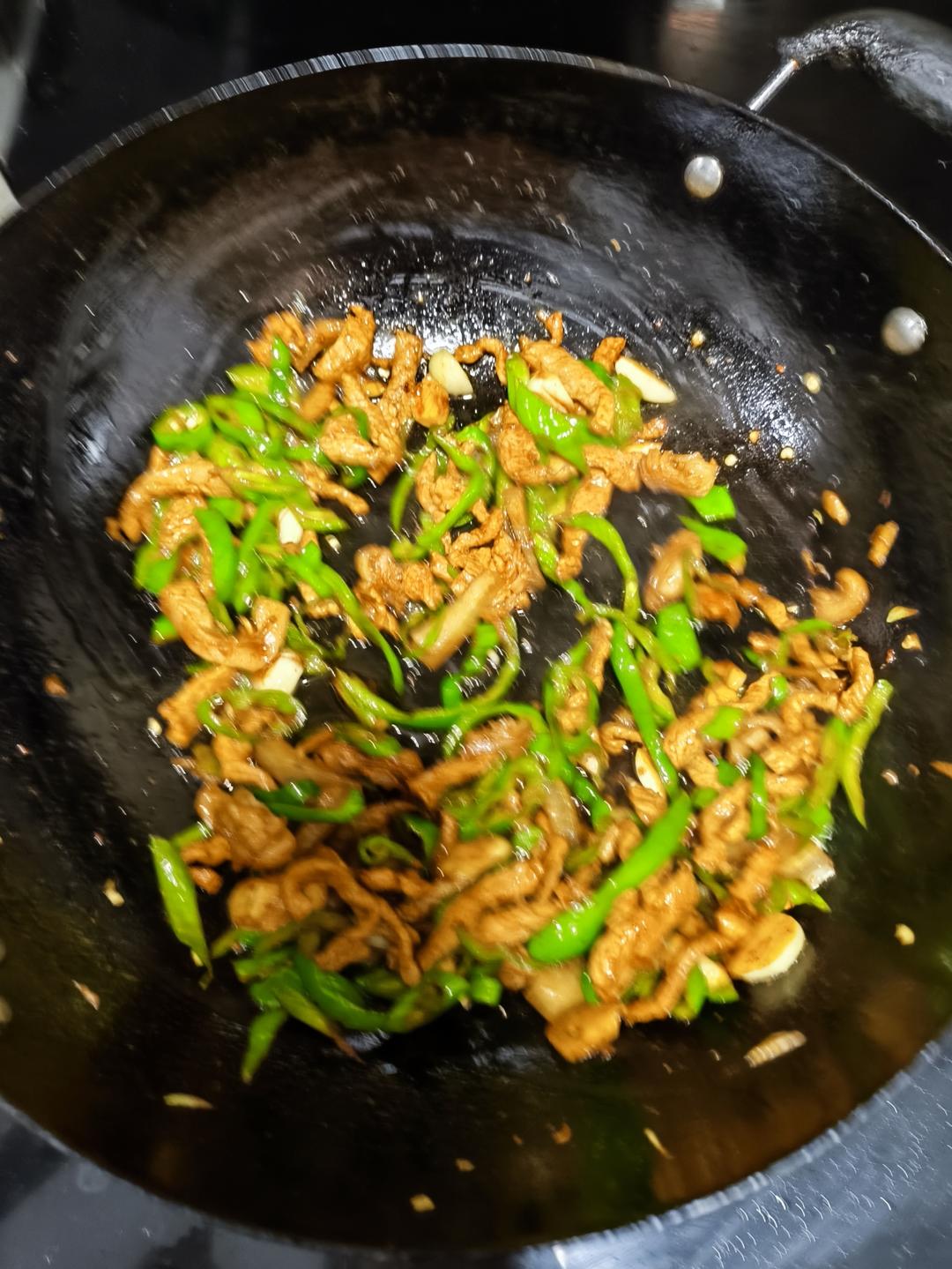 超下饭 ！小炒肉（辣椒炒肉）