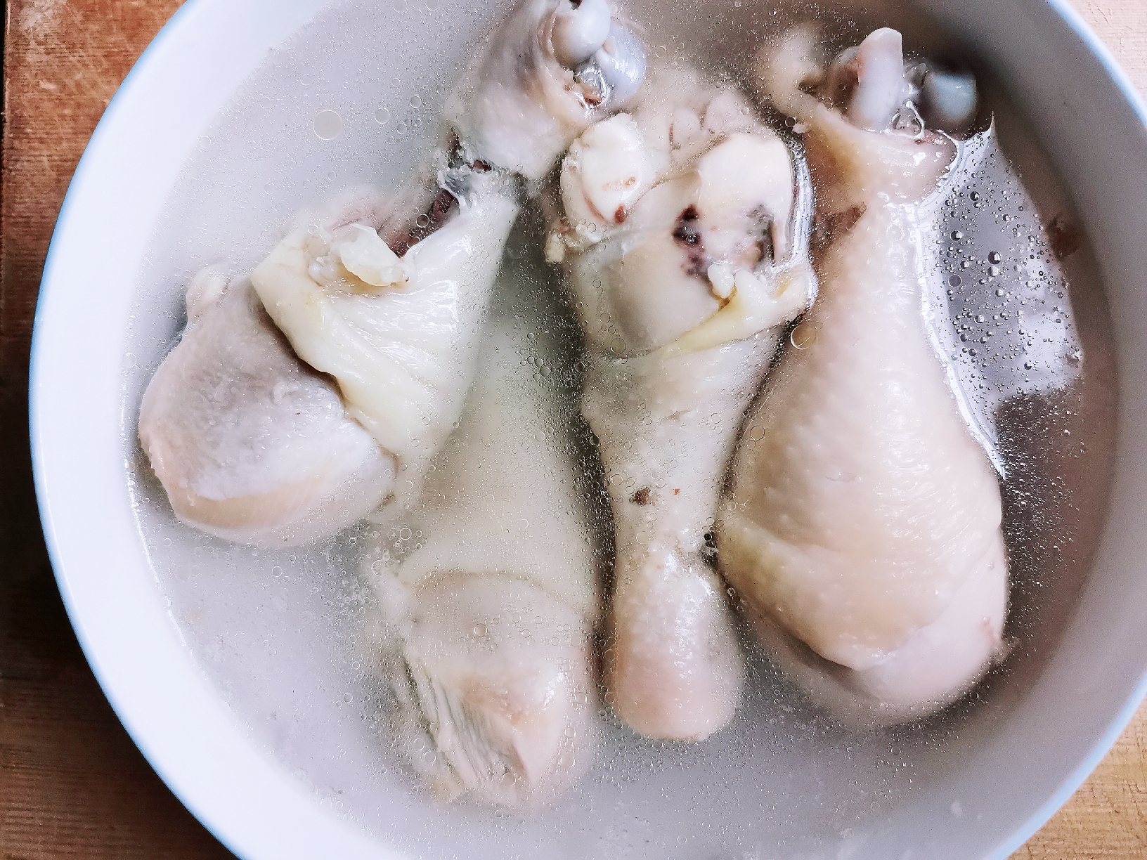 夏天，你需要一只口水鸡的做法 步骤2