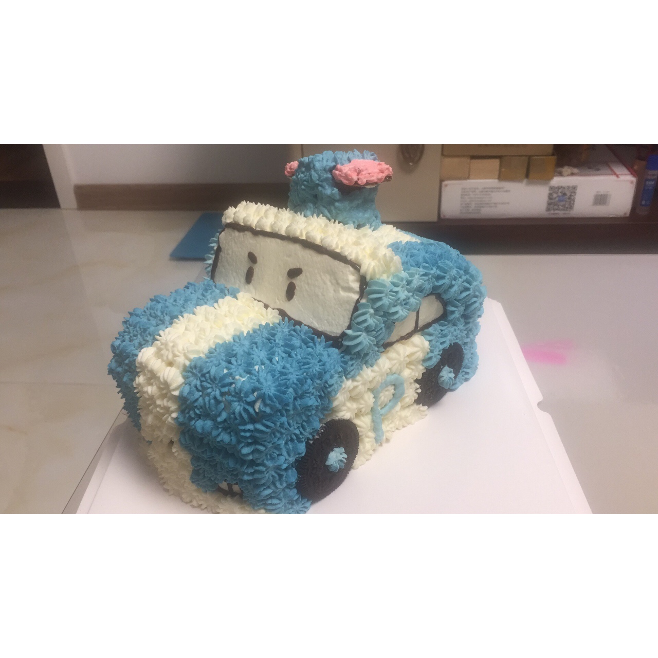 警车珀利（poli）小汽车蛋糕