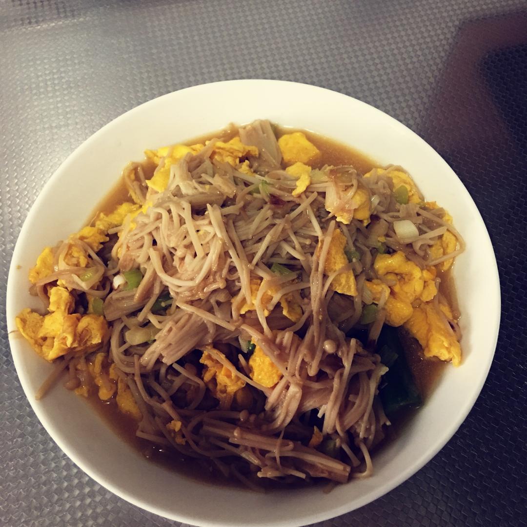 金针菇炒鸡蛋