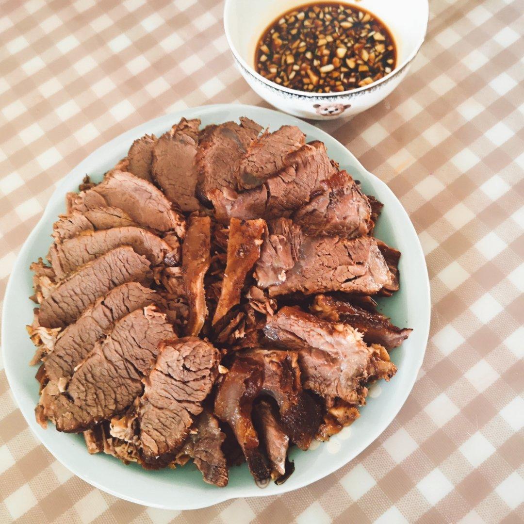 卤牛肉