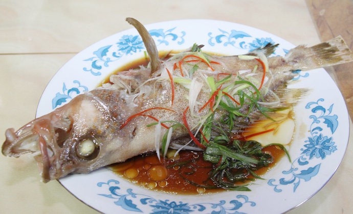 清蒸赤点石斑鱼