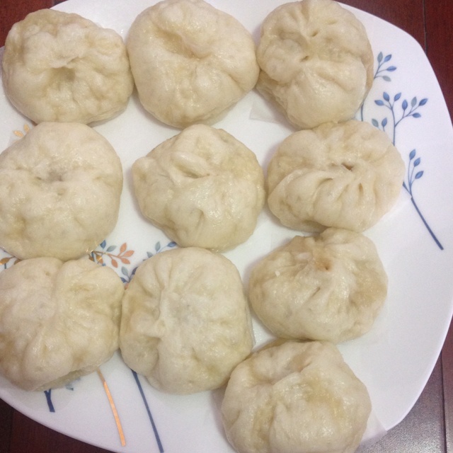 酱肉包子