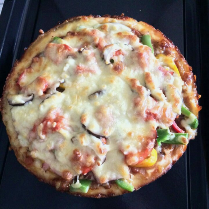 厚底鲜虾培根披萨