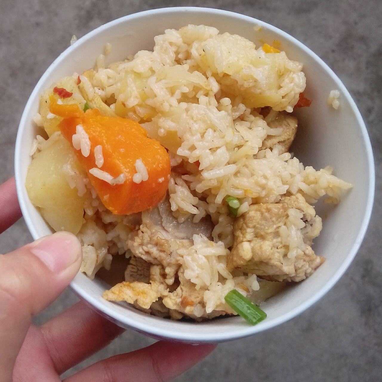 喷香排骨焖饭（爆好吃）