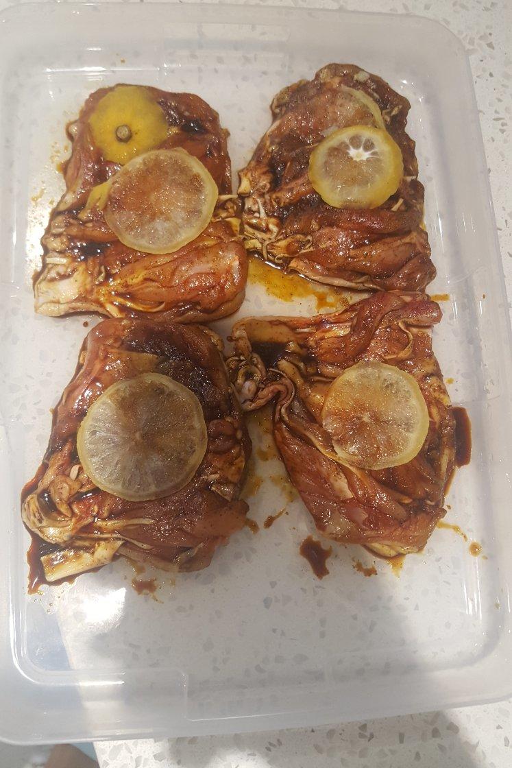 黑椒鸡腿饭