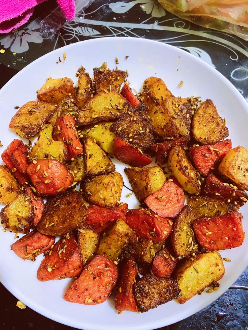 香辣过瘾的孜然土豆火腿，比路边摊还好吃