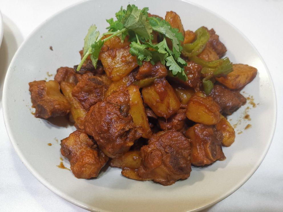 土豆排骨（超好吃）
