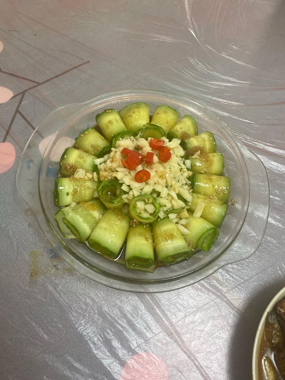 过年爽口小菜响油黄瓜卷