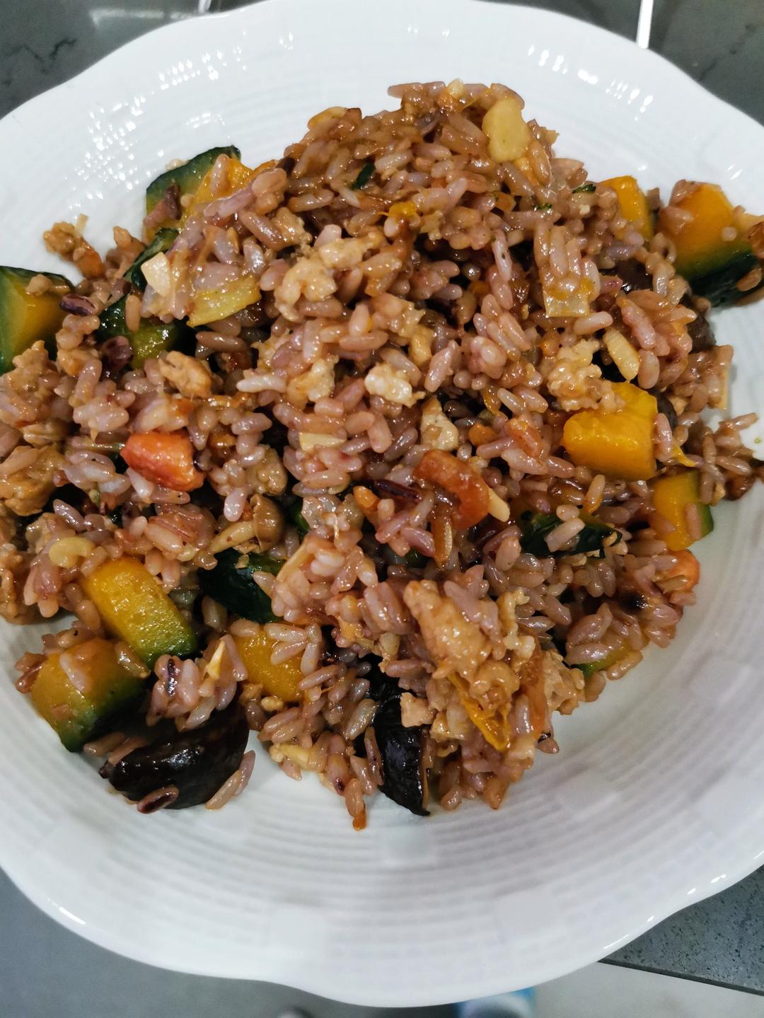 美味到不行的南瓜饭