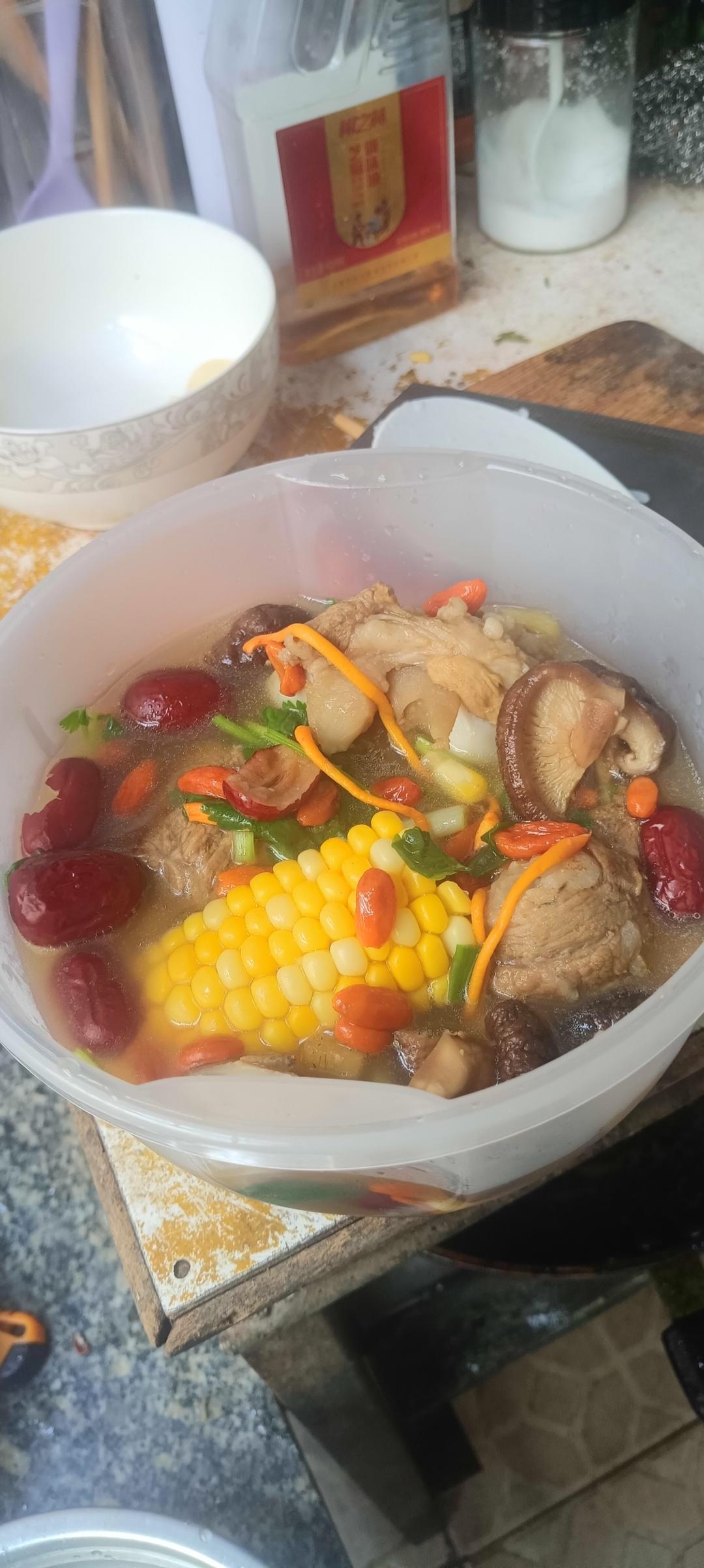 鲜美好喝❗️老少皆宜的山药玉米猪骨汤，养生养胃