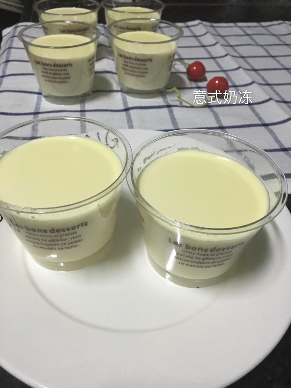 意式奶冻 panna cotta