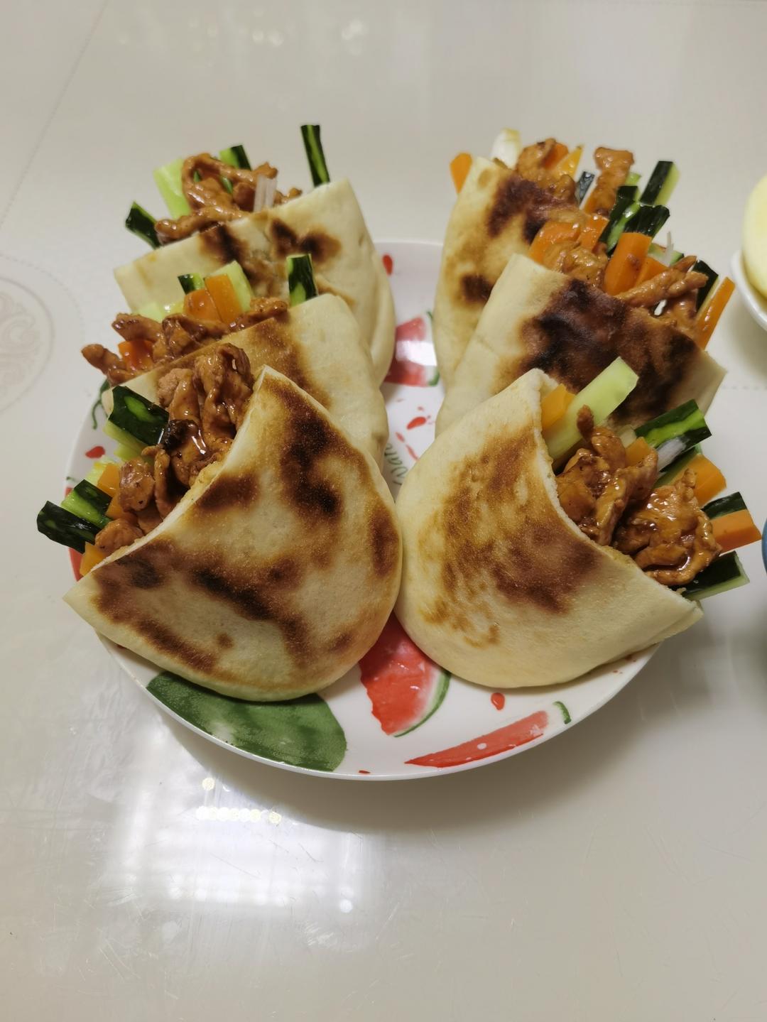 兄妹早餐：口袋饼+牛奶麦片