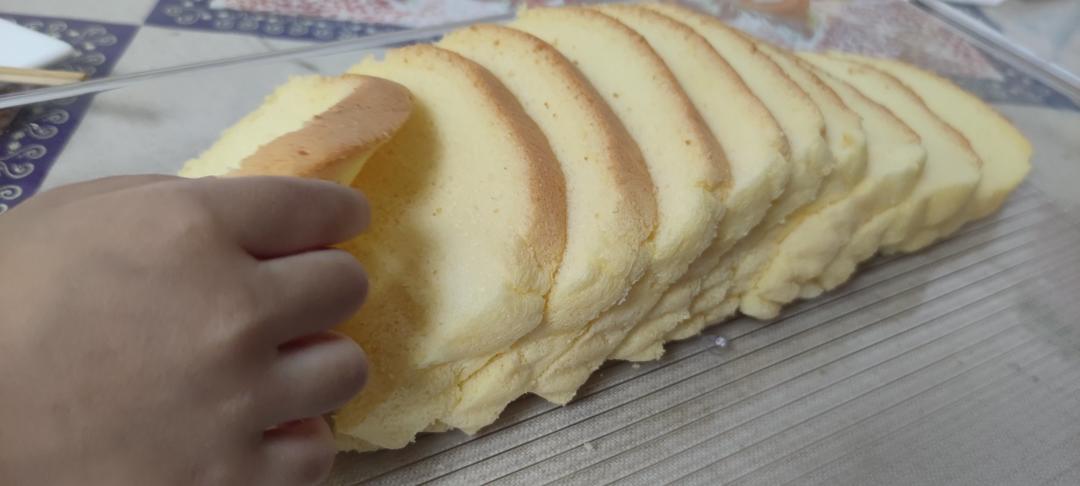 柯基抖臀🍰吃过最嫩的蛋糕，没有之一💯