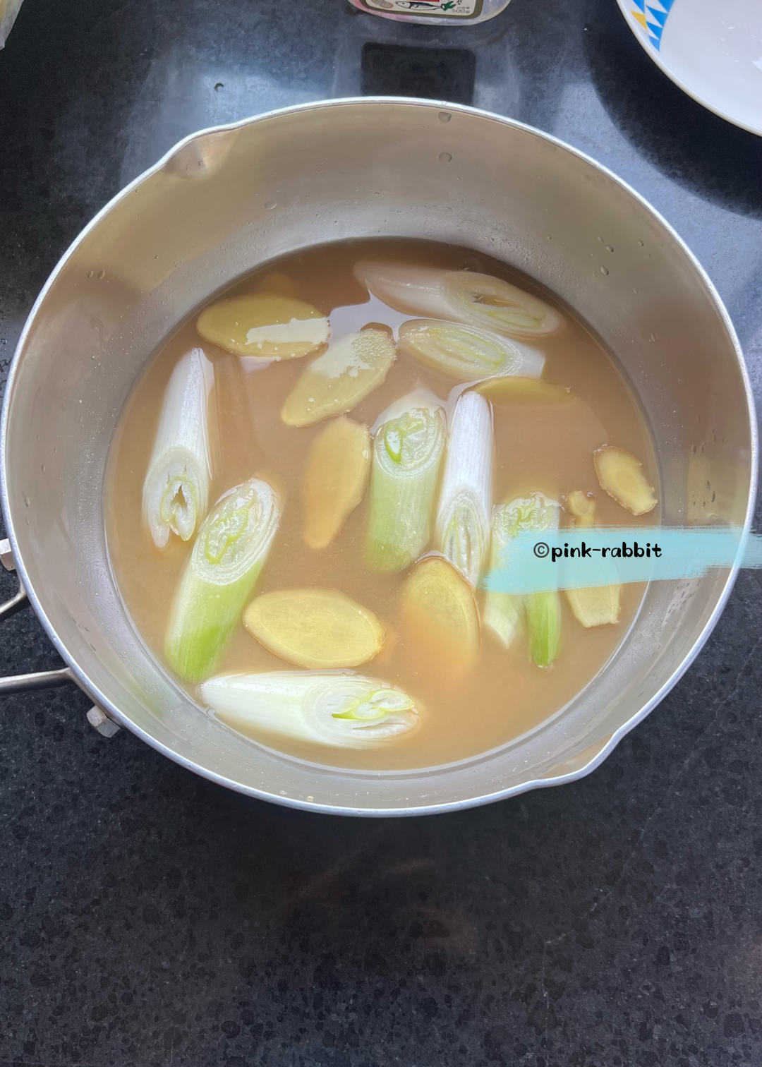 日式煮鱼之味噌青花鱼 by pink-rabbit的做法 步骤3