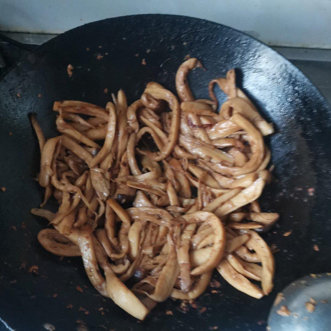 干煸手撕杏鲍菇