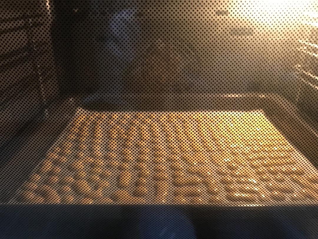 入口即化的无添加蛋黄溶豆