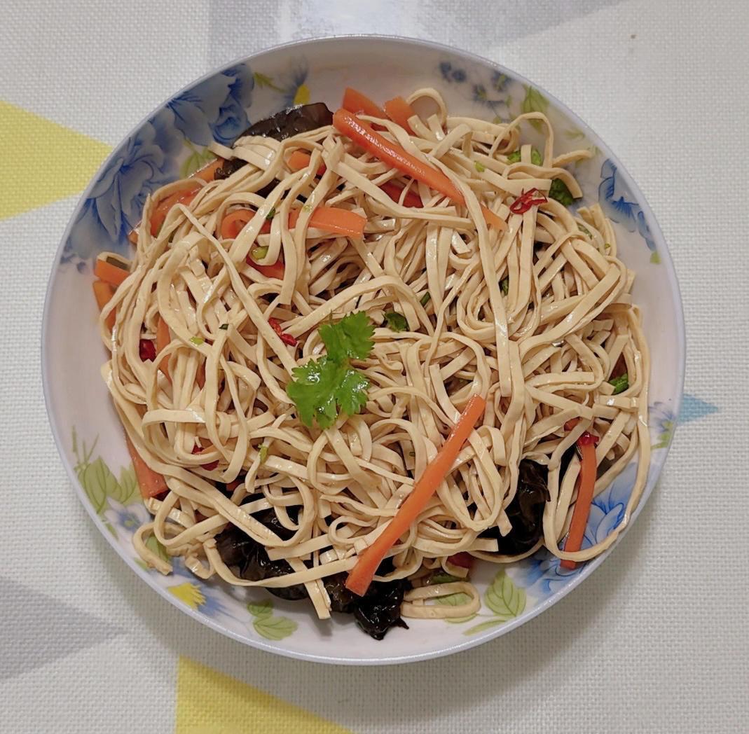 凉拌云丝