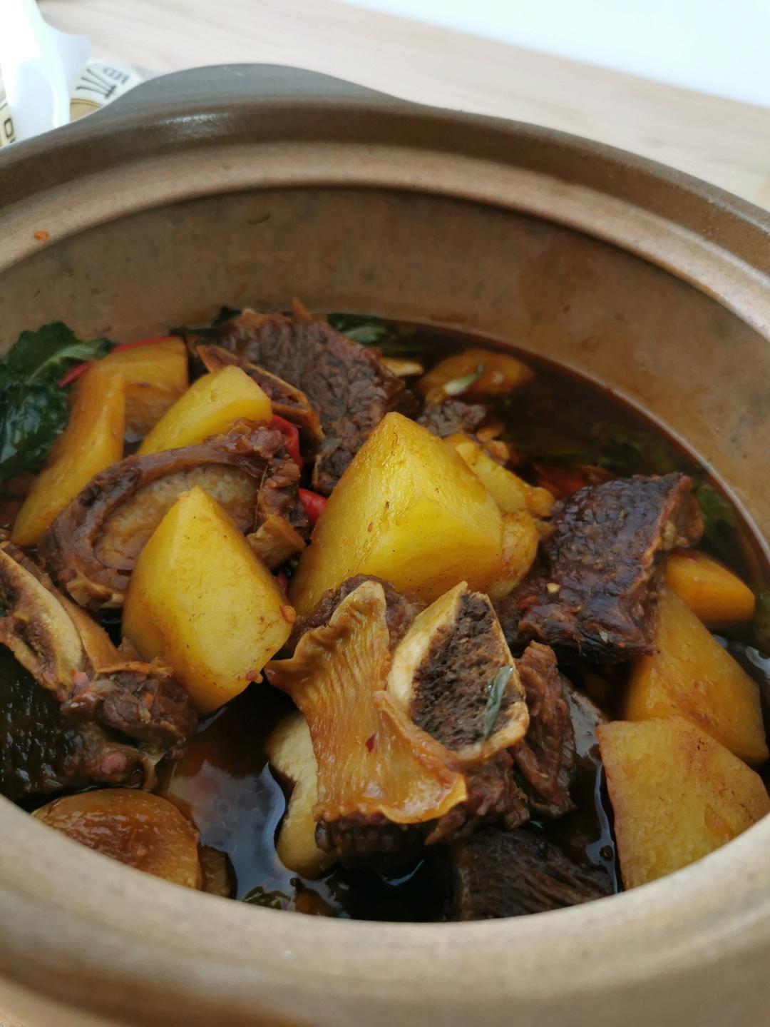 牛排骨火锅