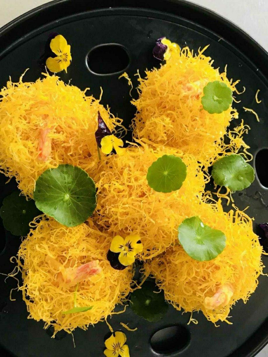 2019年03月07日        《金丝虾球》        主料:红薯(紫薯)〔银针