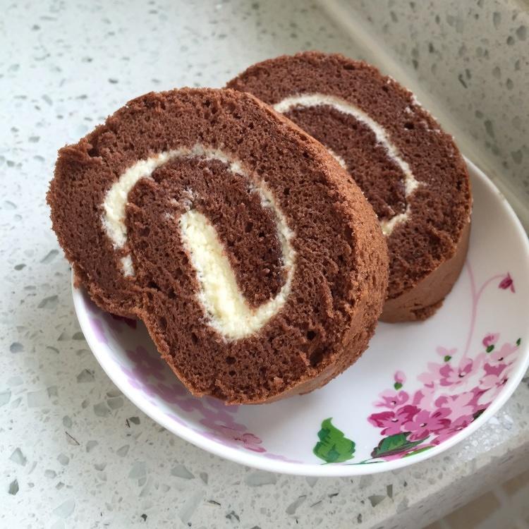 巧克力蛋糕卷的做法